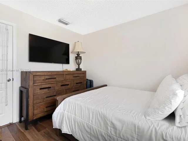 9496 Boca Gardens Pkwy # A, Boca Raton FL 33496