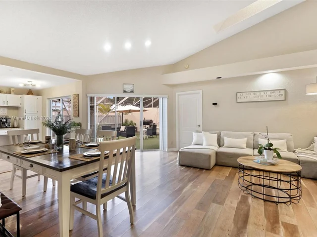 9496 Boca Gardens Pkwy # A, Boca Raton FL 33496