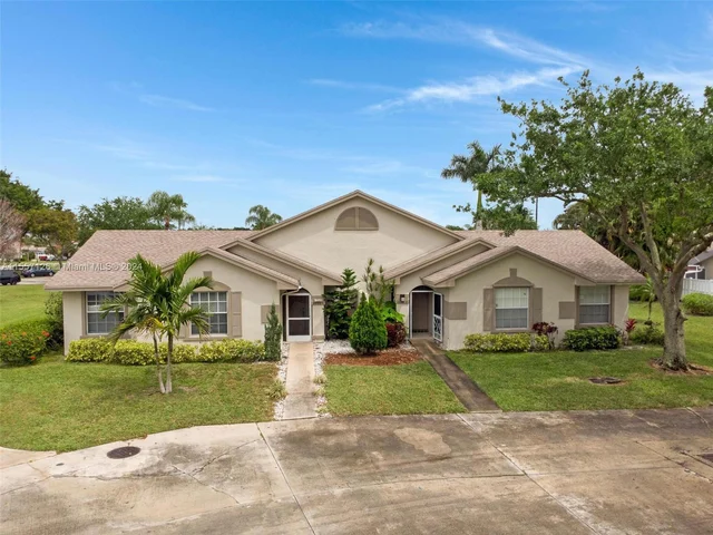 9496 Boca Gardens Pkwy # A, Boca Raton FL 33496