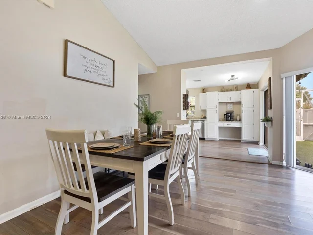 9496 Boca Gardens Pkwy # A, Boca Raton FL 33496