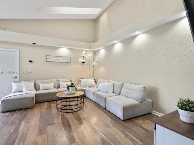 9496 Boca Gardens Pkwy # A, Boca Raton FL 33496