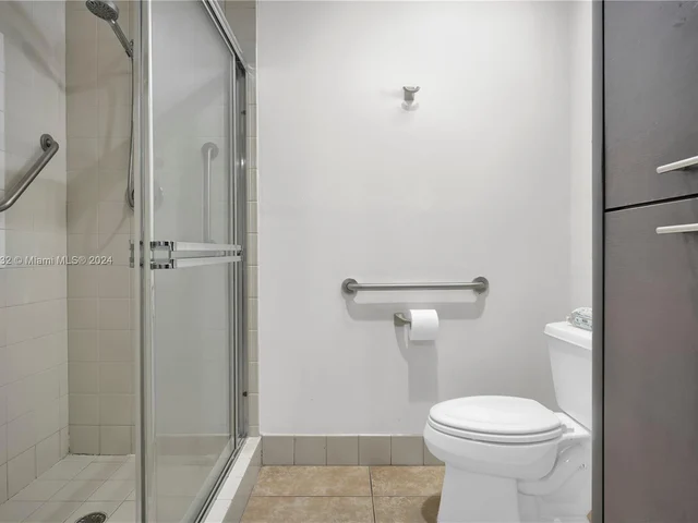 10045 SW 124th St, Miami FL 33176