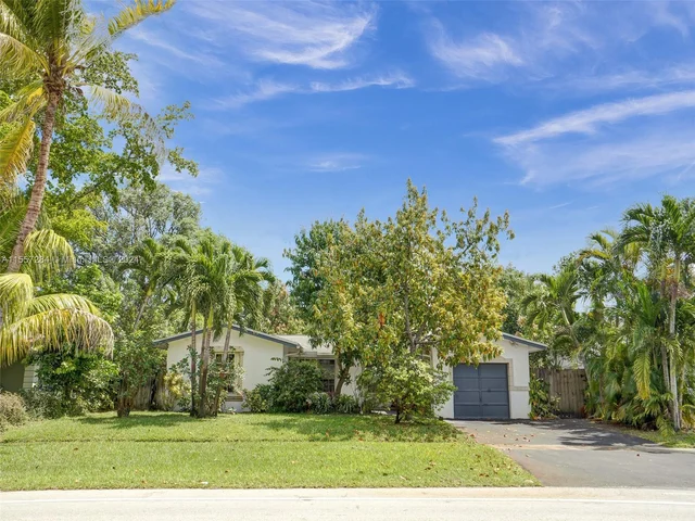 1400 NW 55th Ave, Lauderhill FL 33313