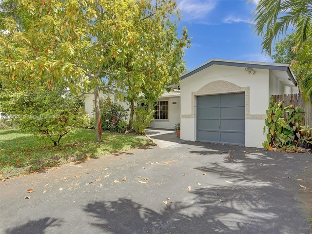 1400 NW 55th Ave, Lauderhill FL 33313