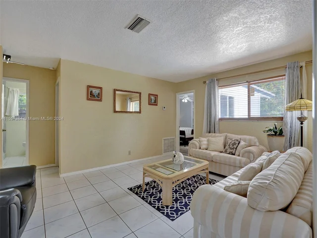 1400 NW 55th Ave, Lauderhill FL 33313