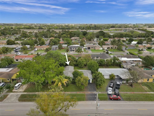 1400 NW 55th Ave, Lauderhill FL 33313