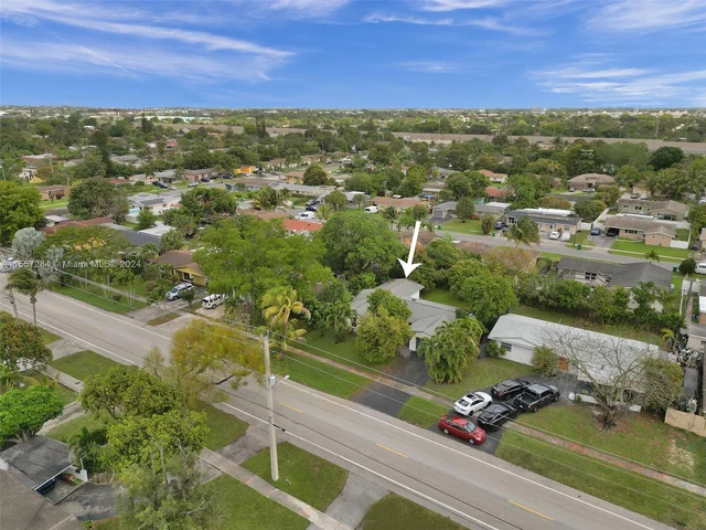 1400 NW 55th Ave, Lauderhill FL 33313