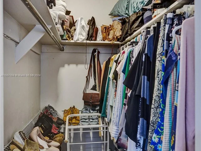 1400 NW 55th Ave, Lauderhill FL 33313