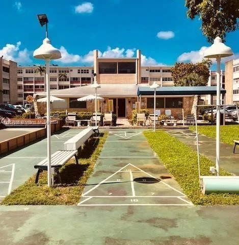 215 SE 3rd Ave # 203B, Hallandale Beach FL 33009