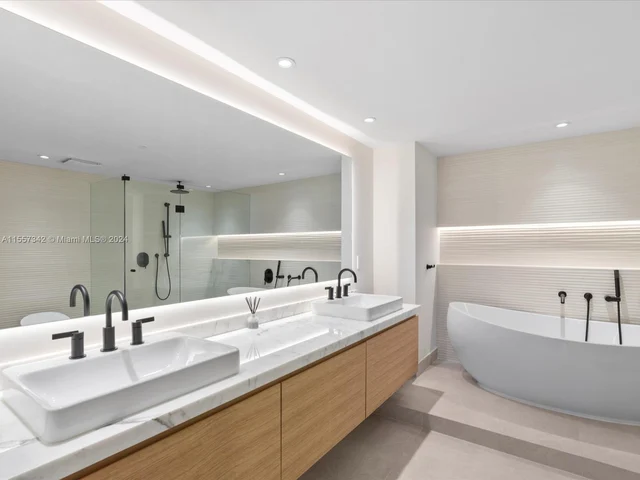 495 Brickell Ave # 2305, Miami FL 33131