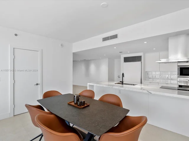 495 Brickell Ave # 2305, Miami FL 33131