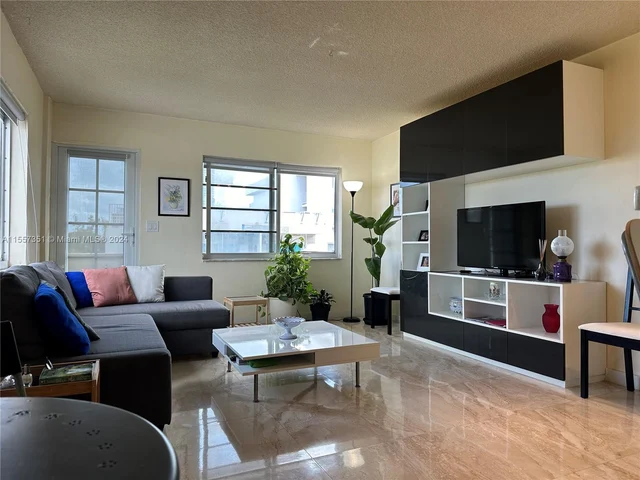 1130 11th St # 5A, Miami Beach FL 33139