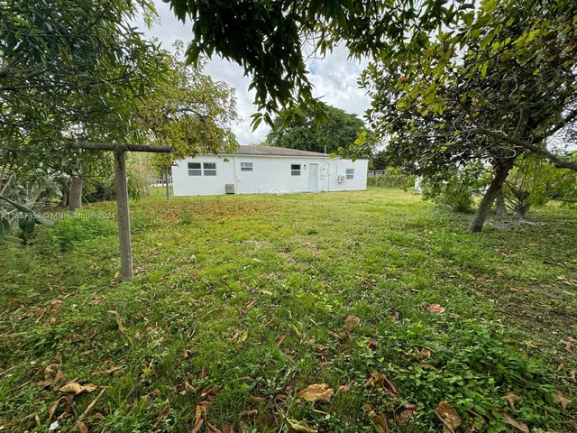 1865 NW 131st St, Miami FL 33167