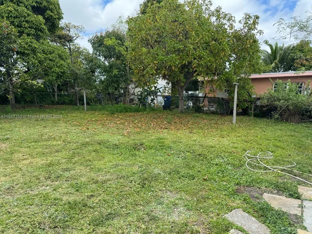 1865 NW 131st St, Miami FL 33167