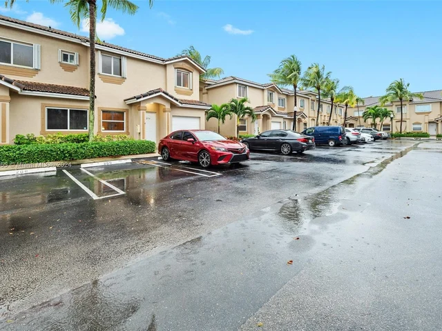 2316 SE 24th Ave # 2316, Homestead FL 33035