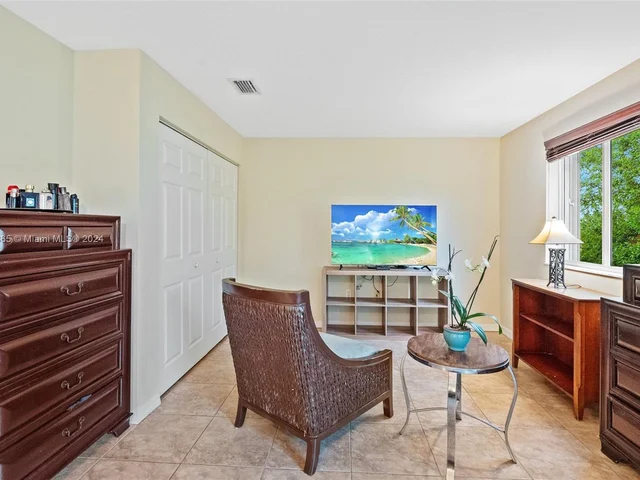 2316 SE 24th Ave # 2316, Homestead FL 33035