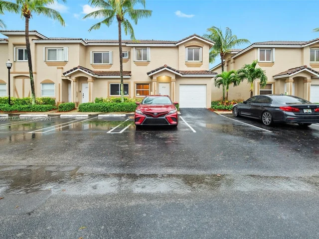 2316 SE 24th Ave # 2316, Homestead FL 33035