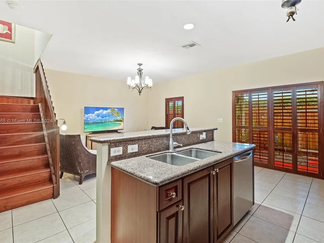 2316 SE 24th Ave # 2316, Homestead FL 33035