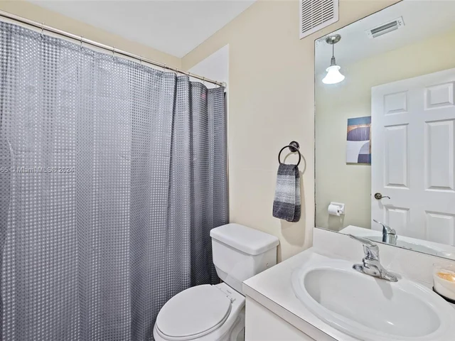 2316 SE 24th Ave # 2316, Homestead FL 33035