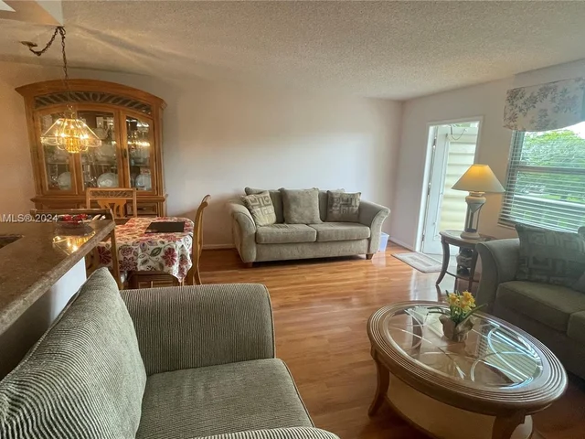 3033 Berkshire B # 3033, Deerfield Beach FL 33442