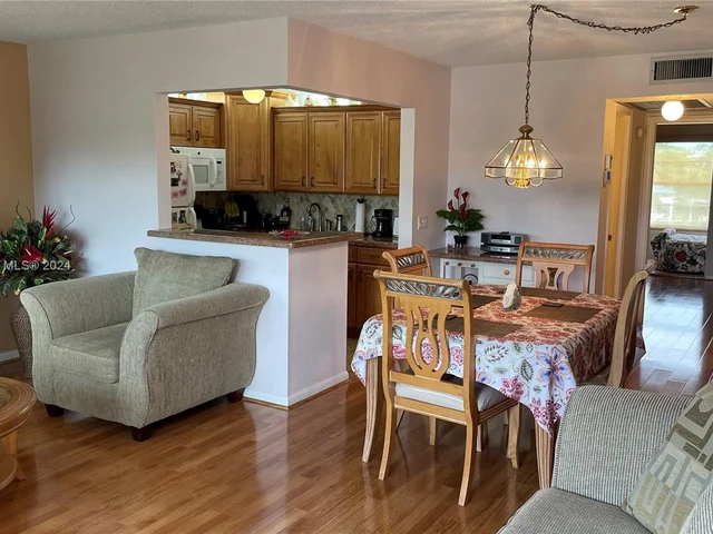 3033 Berkshire B # 3033, Deerfield Beach FL 33442