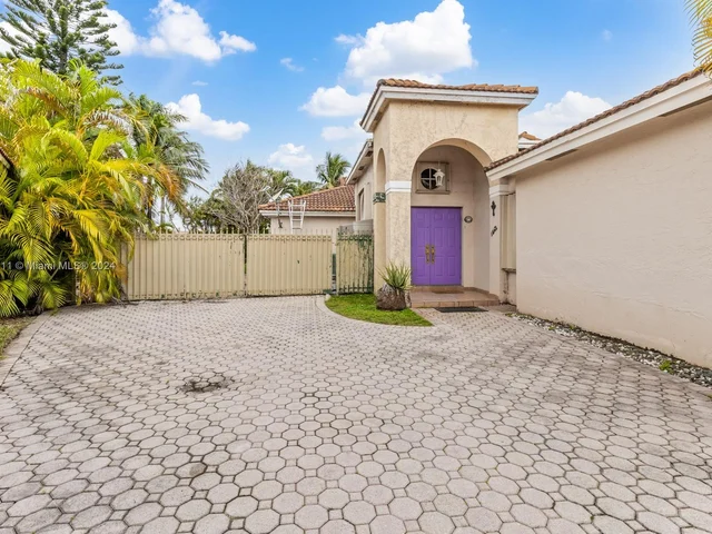 990 NW 131st Ave, Miami FL 33182