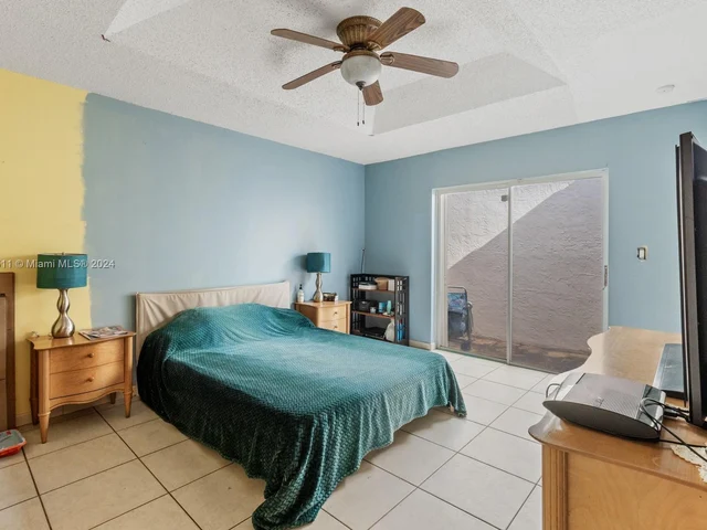 990 NW 131st Ave, Miami FL 33182