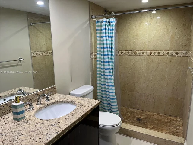 18995 NW 62nd Ave # 107, Hialeah FL 33015