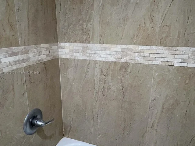 18995 NW 62nd Ave # 107, Hialeah FL 33015