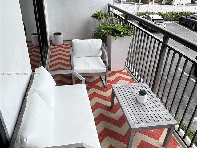 3031 N Ocean Blvd # 204, Fort Lauderdale FL 33308