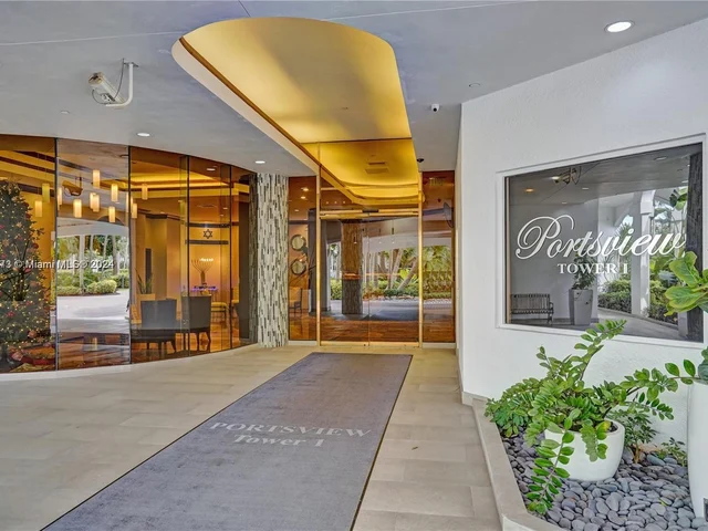 3610 Yacht Club Dr # 906, Aventura FL 33180