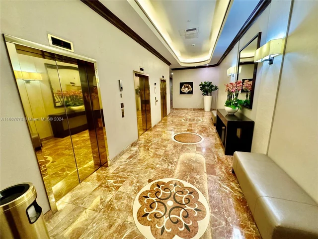 3610 Yacht Club Dr # 906, Aventura FL 33180