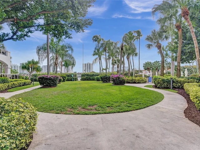 3610 Yacht Club Dr # 906, Aventura FL 33180