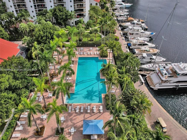 3610 Yacht Club Dr # 906, Aventura FL 33180
