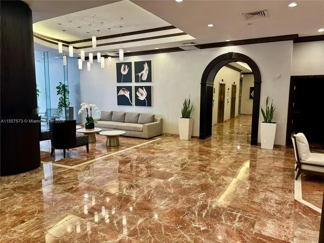 3610 Yacht Club Dr # 906, Aventura FL 33180