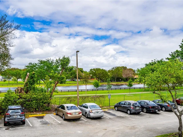 14915 SW 80th St # 215, Miami FL 33193