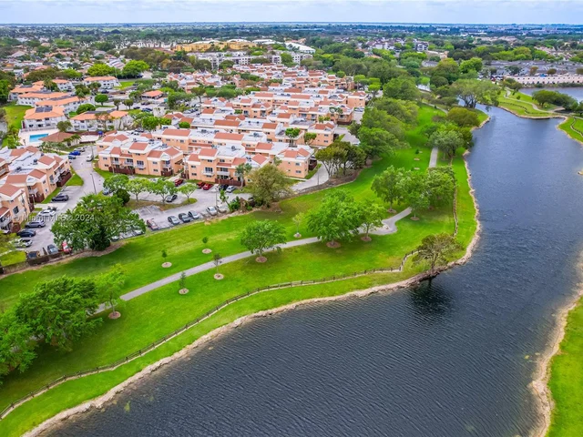 14915 SW 80th St # 215, Miami FL 33193