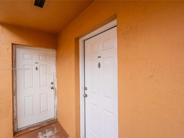 14915 SW 80th St # 215, Miami FL 33193