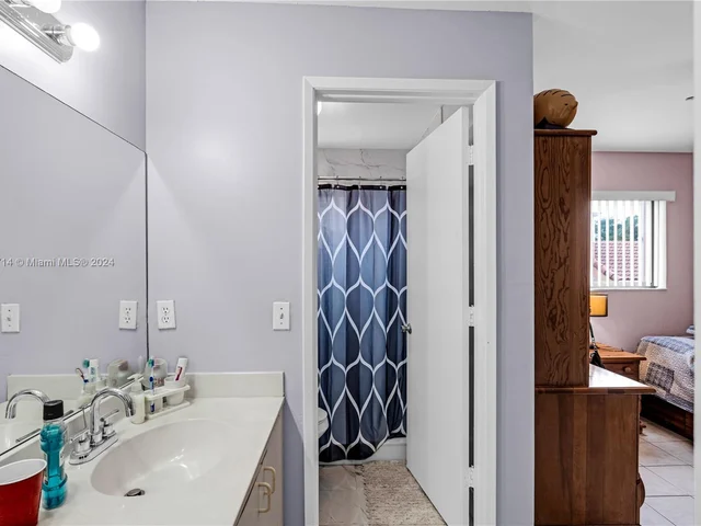 14915 SW 80th St # 215, Miami FL 33193