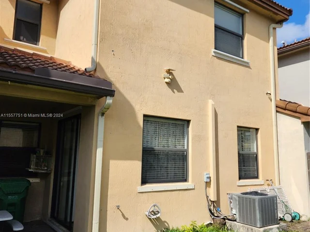 11332 SW 239th St, Homestead FL 33032