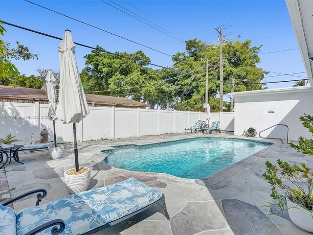 7901 Venetian St, Miramar FL 33023