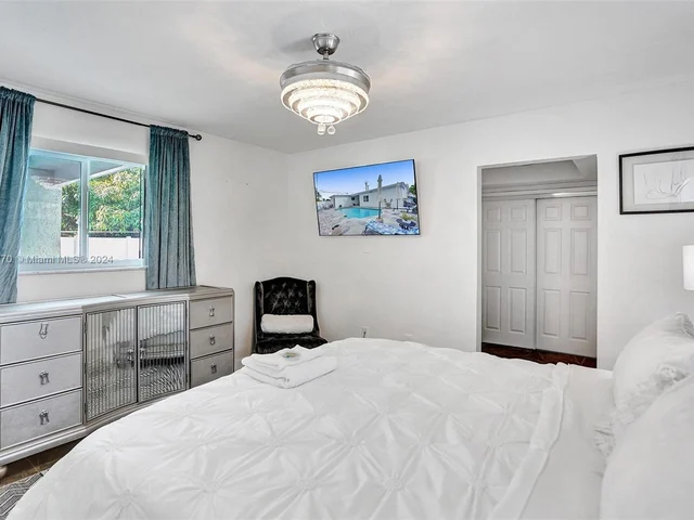 7901 Venetian St, Miramar FL 33023