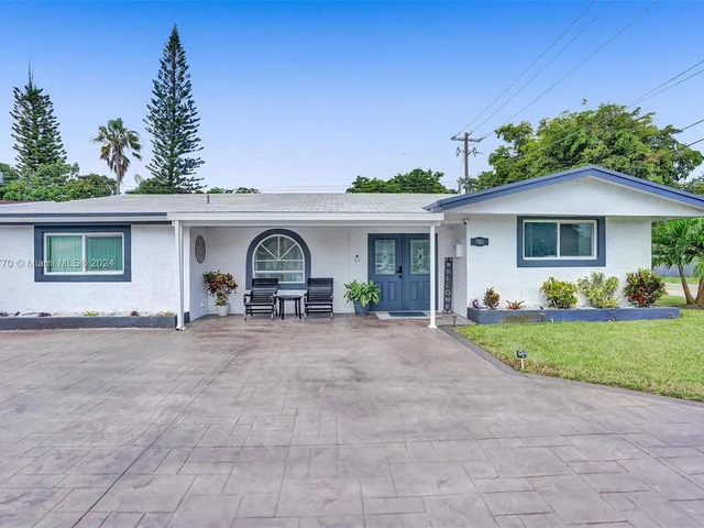 7901 Venetian St, Miramar FL 33023