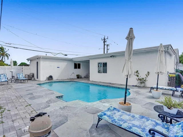 7901 Venetian St, Miramar FL 33023