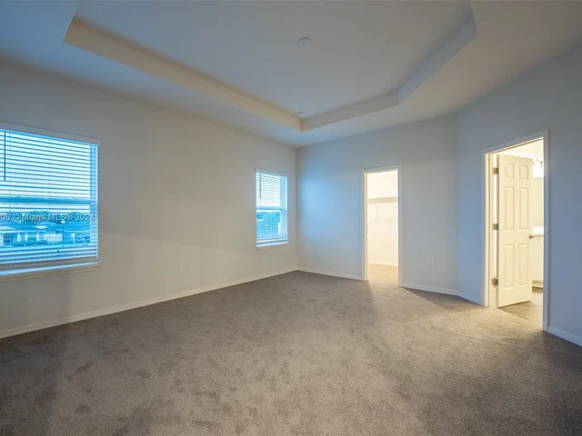 2025 Noble Dr, Davenport FL 33837