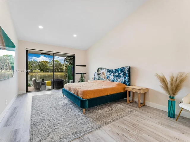 23137 Via Stel, Boca Raton FL 33433