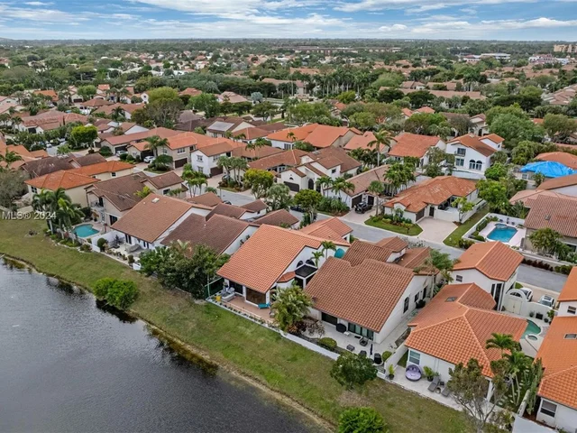 23137 Via Stel, Boca Raton FL 33433