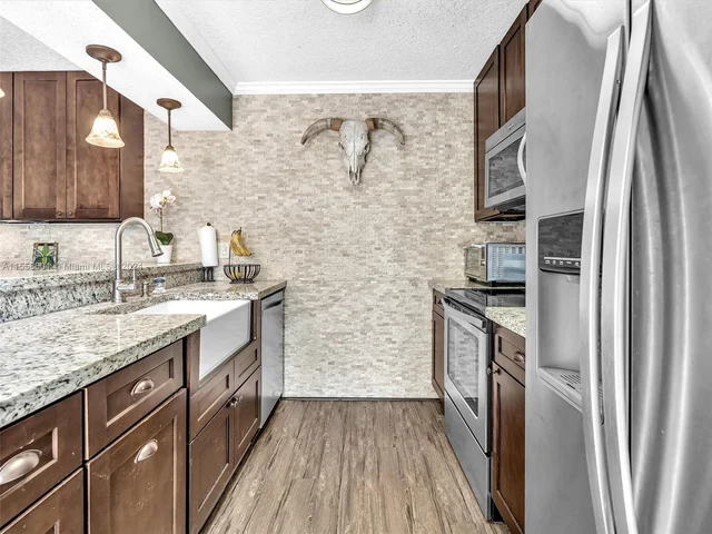 11887 SW 12th Pl # 11887, Davie FL 33325