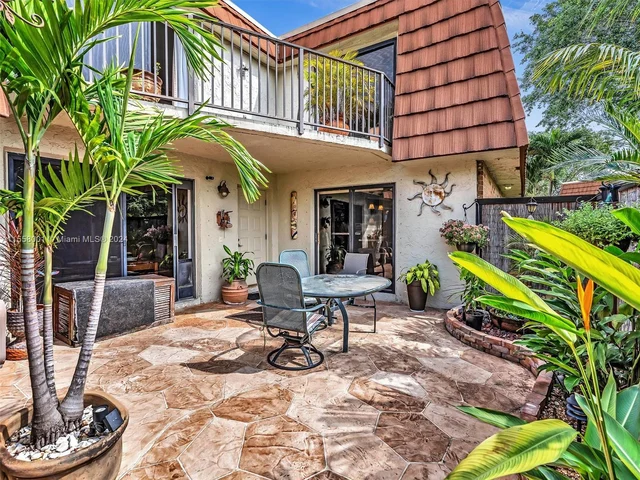 11887 SW 12th Pl # 11887, Davie FL 33325