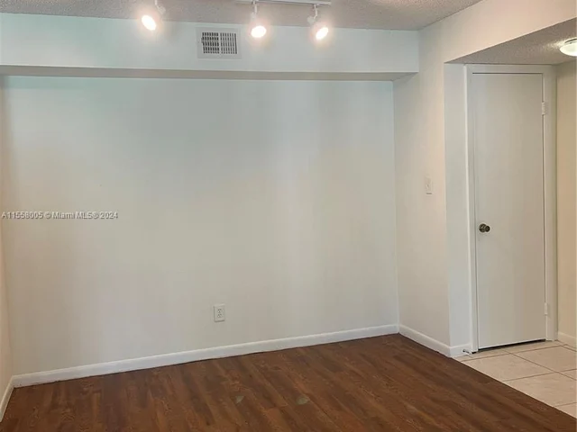 510 S Park Rd # 10, Hollywood FL 33021